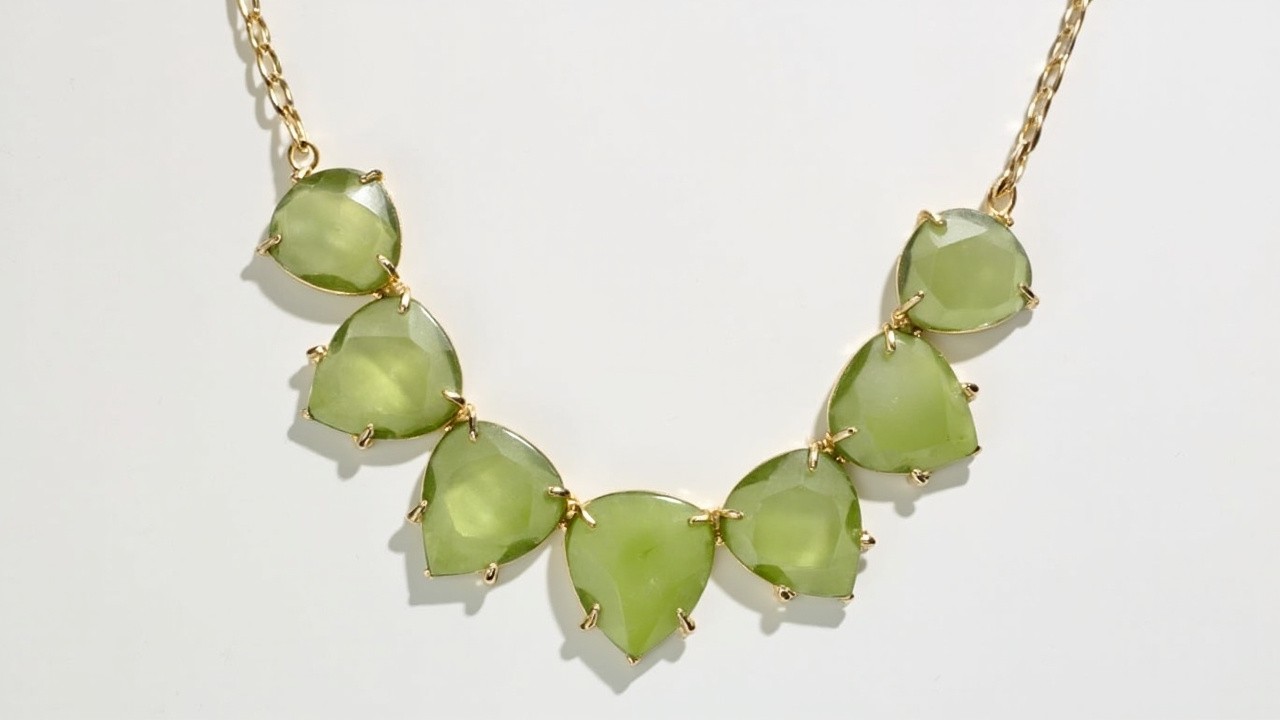 A Beautiful Peridot Necklace