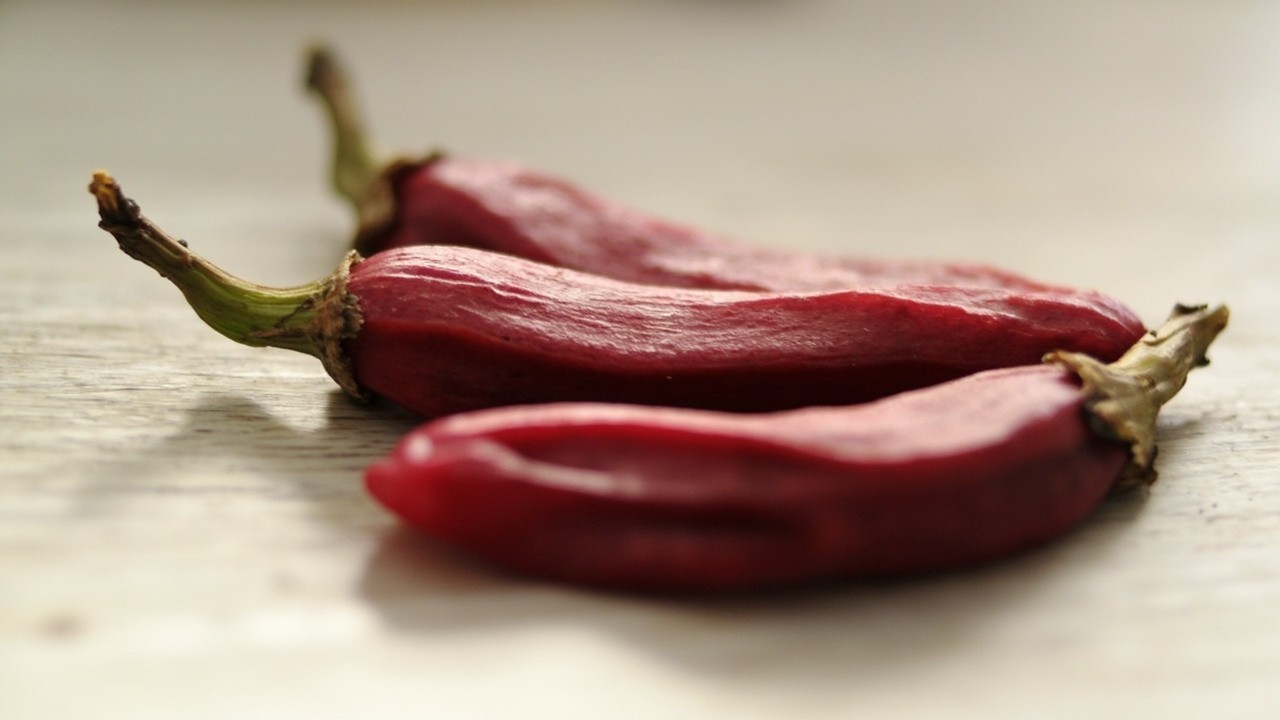 The Image of a Clove